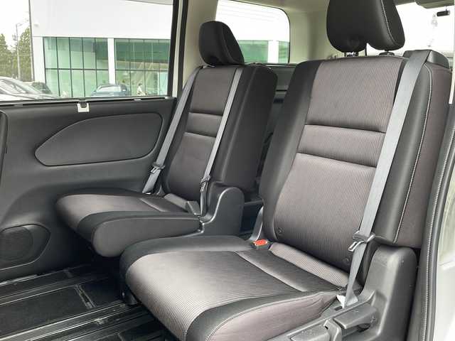 日産 セレナ ハイウェイスター プロパイロットED 熊本県 2017(平29)年 4.5万km ブリリアントホワイトパール 社外SDナビ /フルセグ/CD/DVD/Bluetooth接続/ETC/プッシュスタート/ドライブレコーダー /両側スライドドア/ステアリングスイッチ/クルーズコントロール/コーナーセンサー/LEDヘッドライト/オートライト/衝突軽減システム/盗難防止/横滑り防止
