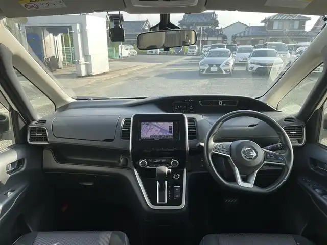 日産 セレナ ハイウェイスター プロパイロットED 熊本県 2017(平29)年 4.5万km ブリリアントホワイトパール 社外SDナビ /フルセグ/CD/DVD/Bluetooth接続/ETC/プッシュスタート/ドライブレコーダー /両側スライドドア/ステアリングスイッチ/クルーズコントロール/コーナーセンサー/LEDヘッドライト/オートライト/衝突軽減システム/盗難防止/横滑り防止