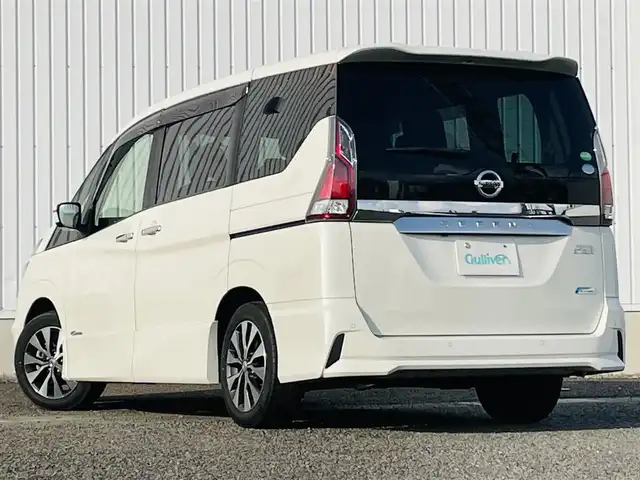 日産 セレナ ハイウェイスター プロパイロットED 熊本県 2017(平29)年 4.5万km ブリリアントホワイトパール 社外SDナビ /フルセグ/CD/DVD/Bluetooth接続/ETC/プッシュスタート/ドライブレコーダー /両側スライドドア/ステアリングスイッチ/クルーズコントロール/コーナーセンサー/LEDヘッドライト/オートライト/衝突軽減システム/盗難防止/横滑り防止