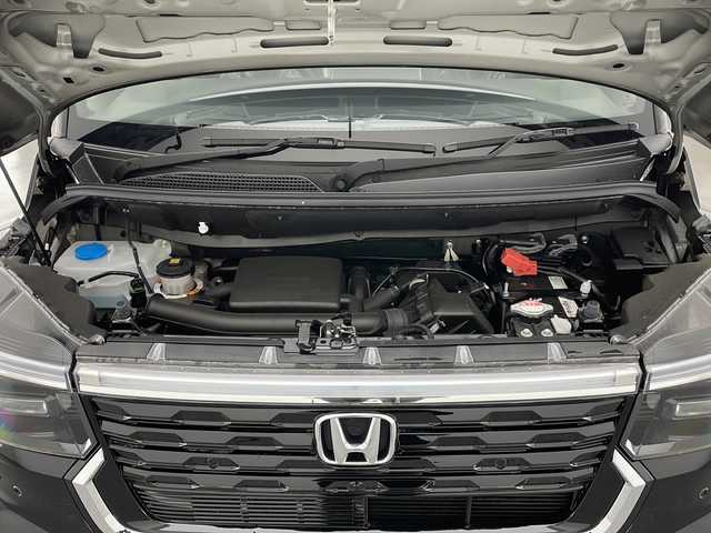 ホンダ Ｎ ＢＯＸ カスタム 長野県 2025(令7)年 0.1千km クリスタルブラックパール 4WD/届出済未使用車/ホンダセンシング/・路外逸脱抑制機能/・踏み間違い衝突軽減システム/・パーキングセンサーシステム/・衝突軽減ブレーキ/・先行車発進お知らせ機能/・歩行者事故低減ステアリング/・標識認識機能/・踏み間違い衝突軽減システム/・急アクセル抑制機能/プッシュスタートボタン/アイドリングストップ/スマートキー/レーダークルーズコントロール/Type-C充電/D+N席シートヒーター/左側電動スライドドア/純正14インチアルミ/ABS/横滑り防止装置/オートライト/オートハイビーム/LEDヘッドライト/W+カーテンエアバッグ/保証書/取扱説明書/スペアキー×1