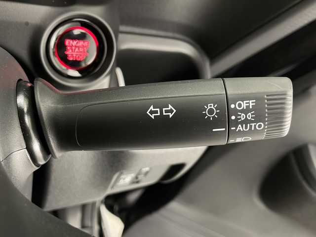 ホンダ Ｎ ＢＯＸ カスタム 長野県 2025(令7)年 0.1千km クリスタルブラックパール 4WD/届出済未使用車/ホンダセンシング/・路外逸脱抑制機能/・踏み間違い衝突軽減システム/・パーキングセンサーシステム/・衝突軽減ブレーキ/・先行車発進お知らせ機能/・歩行者事故低減ステアリング/・標識認識機能/・踏み間違い衝突軽減システム/・急アクセル抑制機能/プッシュスタートボタン/アイドリングストップ/スマートキー/レーダークルーズコントロール/Type-C充電/D+N席シートヒーター/左側電動スライドドア/純正14インチアルミ/ABS/横滑り防止装置/オートライト/オートハイビーム/LEDヘッドライト/W+カーテンエアバッグ/保証書/取扱説明書/スペアキー×1