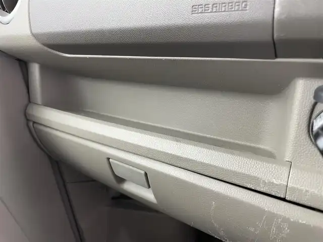 日産 ＮＶ１００クリッパー リオ E 富山県 2015(平27)年 8.3万km スノーパールホワイト ポータブルナビ/ワンセグTV/AM/FM/CD/USB/AUXプレイヤー/純正AW付きサマータイヤ積込（2mm）/片側パワースライドドア/D席シートヒーター/社外13インチAW/リモコンキー/スペアキー有/オートエアコン/社外フロアマット