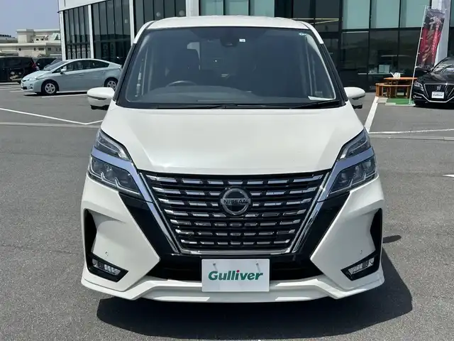 日産 セレナ ハイウェイスター 奈良県 2020(令2)年 3.1万km ブリリアントホワイトパール 純正ナビ　/フルセグＴＶ　/ビルドインＥＴＣ　/Ｂｌｕｅｔｏｏｔｈ　/後席用モニター/両側パワスラ　/ドライブレコーダー　/アラウンドビューモニター　/電動パーキングブレーキ　/オートマチックブレーキホールド　/プロパイロット/純正アルミホイール/コーナーセンサー前後/LEDヘッドライト/オートライト/衝突被害軽減システム