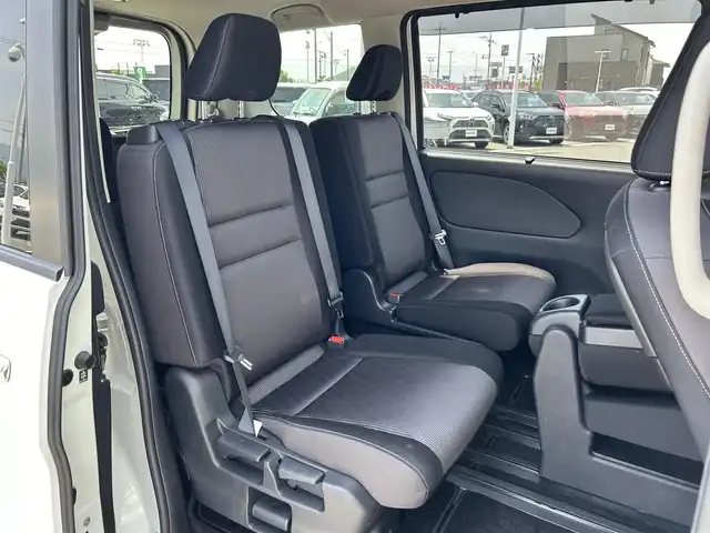 日産 セレナ ハイウェイスター 奈良県 2020(令2)年 3.1万km ブリリアントホワイトパール 純正ナビ　/フルセグＴＶ　/ビルドインＥＴＣ　/Ｂｌｕｅｔｏｏｔｈ　/後席用モニター/両側パワスラ　/ドライブレコーダー　/アラウンドビューモニター　/電動パーキングブレーキ　/オートマチックブレーキホールド　/プロパイロット/純正アルミホイール/コーナーセンサー前後/LEDヘッドライト/オートライト/衝突被害軽減システム