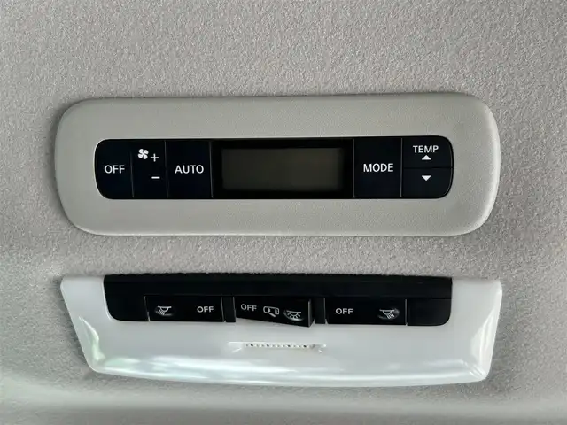 日産 セレナ ハイウェイスター 奈良県 2020(令2)年 3.1万km ブリリアントホワイトパール 純正ナビ　/フルセグＴＶ　/ビルドインＥＴＣ　/Ｂｌｕｅｔｏｏｔｈ　/後席用モニター/両側パワスラ　/ドライブレコーダー　/アラウンドビューモニター　/電動パーキングブレーキ　/オートマチックブレーキホールド　/プロパイロット/純正アルミホイール/コーナーセンサー前後/LEDヘッドライト/オートライト/衝突被害軽減システム