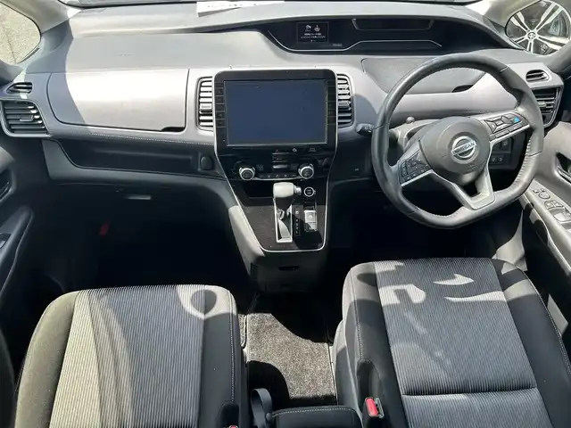 日産 セレナ ハイウェイスター 奈良県 2020(令2)年 3.1万km ブリリアントホワイトパール 純正ナビ　/フルセグＴＶ　/ビルドインＥＴＣ　/Ｂｌｕｅｔｏｏｔｈ　/後席用モニター/両側パワスラ　/ドライブレコーダー　/アラウンドビューモニター　/電動パーキングブレーキ　/オートマチックブレーキホールド　/プロパイロット/純正アルミホイール/コーナーセンサー前後/LEDヘッドライト/オートライト/衝突被害軽減システム