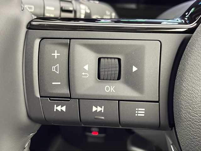 日産 セレナ e－パワー ハイウェイスター V 愛知県 2025(令7)年 0.1千km パールⅡ 2トーンカラー/XKJ プリズムホワイト / スーパーブラック 2トーン /純正12.3インチワイドディスプレイ/Bluetooth/フルセグTV/純正11インチフリップダウンモニター/登録済未使用車/全周囲カメラ/両側パワースライドドア/衝突被害軽減ブレーキ/コーナーセンサー/レーンアシスト/レーダークルーズコントロール/ワイヤレス充電器/ETC2.0/前後ドライブレコーダー/純正16インチアルミホイール/LEDオートライト/電動格納ミラー