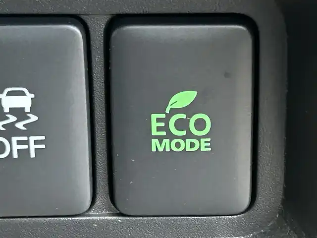 三菱 デリカＤ：５ シャモニー 岡山県 2025(令7)年 0.1千km ブラックダイヤモンド 登録済未使用車/登録時走行距離7km/ワンオーナー/禁煙車/ディーゼルターボ/ALPINE11インチナビ/　(CD/DVD/フルセグTV/Bluetooth)/バックカメラ/クルーズコントロール(追従走行あり)/衝突被害軽減システム/車線逸脱警報（レーンキープアシスト）/両側パワースライドドア/ハーフレザーシート/シートヒーター/パワーバックドア/ステアリングヒーター/革巻きステアリング/ステアリングスイッチ/純正LEDヘッドライト/フォグライト/オートライト/プッシュスタート/スマートキー/スペアキー×1/パドルシフト/アイドリングストップ/純正アルミホイール 18インチ/電動格納ミラー/横滑防止装置/盗難防止装置/取扱説明書/新車時整備手帳（保証書）