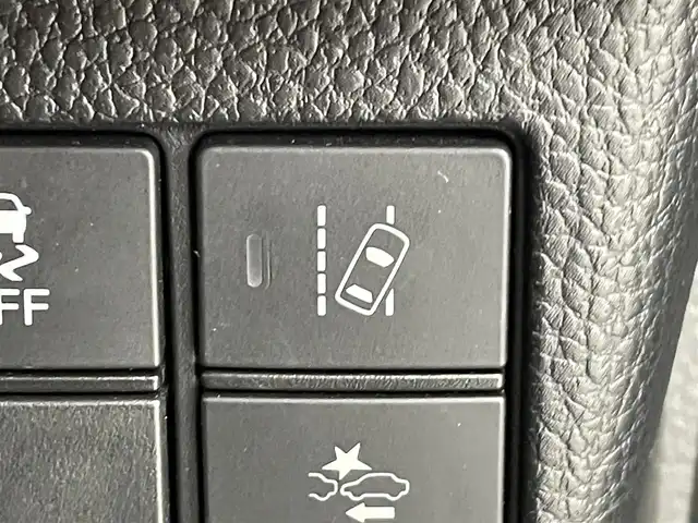 ホンダ Ｎ ＢＯＸ カスタム G L ターボ ホンダセンシング 群馬県 2017(平29)年 5.4万km クリスタルブラックパール ターボ/4WD/純正ギャザーズナビ（VXM-184VFi)/・CD/DVD/SD/USB/Bluetooth/フルセグＴＶ/・バックカメラ/＝＝＝＝＝＝/両側パワースライドドア　純正ギャザーズナビ　バックカメラ　ハーフレザーシート　シートヒーター　ドライブレコーダー　ビルトインＥＴＣ　ＬＥＤヘッドライト　スマートキー　外ＡＷ冬タイヤ車載　４ＷＤ　ターボ