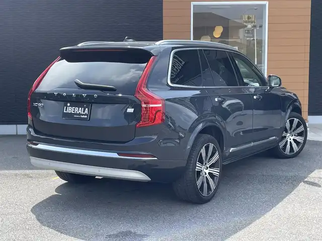 ボルボ ＸＣ９０ リチャージPHV T8AWD インスクリプション 栃木県 2021(令3)年 6.1万km サヴィルグレーメタリック Bowers&Wilkinsサウンド/サンルーフ/ベージュレザーシート /パワーシート /シートヒーター /ベンチレーター/ステアリングヒーター/ACC/レーンキープアシスト/ブラインドスポット /クリアランスソナー /リヤトラフィックアラート /ドライブレコーダー/HUD/パワーテールゲート/ナビ/フルセグTV/全方位カメラ/＊充電ケーブル車載
