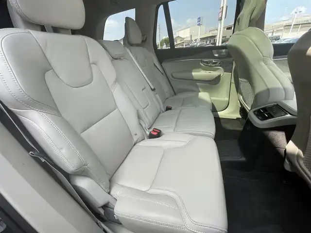 ボルボ ＸＣ９０ リチャージPHV T8AWD インスクリプション 栃木県 2021(令3)年 6.1万km サヴィルグレーメタリック Bowers&Wilkinsサウンド/サンルーフ/ベージュレザーシート /パワーシート /シートヒーター /ベンチレーター/ステアリングヒーター/ACC/レーンキープアシスト/ブラインドスポット /クリアランスソナー /リヤトラフィックアラート /ドライブレコーダー/HUD/パワーテールゲート/ナビ/フルセグTV/全方位カメラ/＊充電ケーブル車載