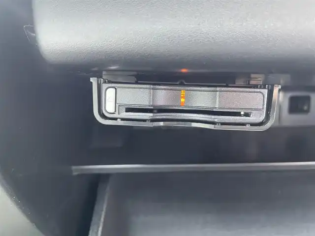 ボルボ ＸＣ９０ リチャージPHV T8AWD インスクリプション 栃木県 2021(令3)年 6.1万km サヴィルグレーメタリック Bowers&Wilkinsサウンド/サンルーフ/ベージュレザーシート /パワーシート /シートヒーター /ベンチレーター/ステアリングヒーター/ACC/レーンキープアシスト/ブラインドスポット /クリアランスソナー /リヤトラフィックアラート /ドライブレコーダー/HUD/パワーテールゲート/ナビ/フルセグTV/全方位カメラ/＊充電ケーブル車載