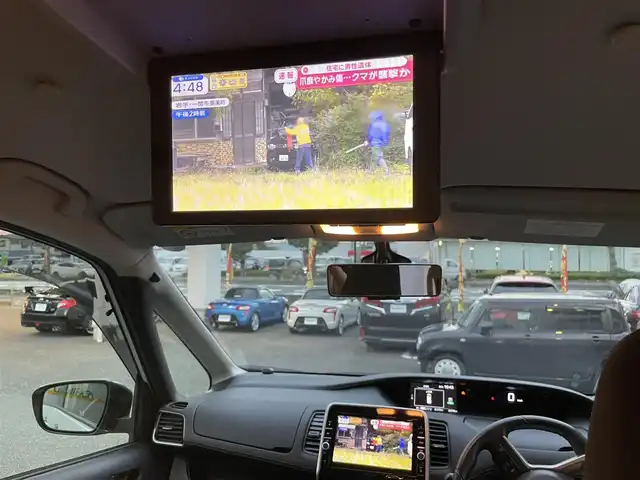 日産 セレナ ハイウェイスター G 埼玉県 2016(平28)年 2.9万km ブリリアントシルバー ・ワンオーナー/・純正ナビ（フルセグ/BT/AM/FM)/・プロパイロット/・フリップダウンモニター/・全周囲カメラ