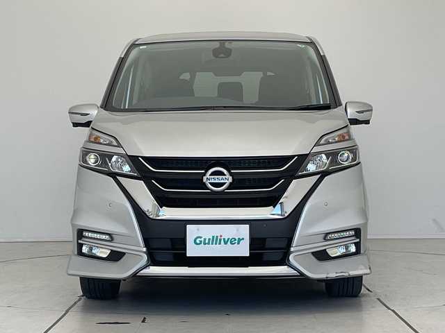 日産 セレナ ハイウェイスター G 愛知県 2016(平28)年 2.9万km ブリリアントシルバー プロパイロット/純正9型ナビ/フリップダウンモニター/全方位カメラ/両側パワースライドドア/レーダークルーズコントロール/コーナーセンサー/純正アルミホイール/LEDヘッドライト/リアオートエアコン/衝突軽減システム/フルセグ/CD DVD/Bluetooth/ステアリングスイッチ/スマートキー/プッシュスタート