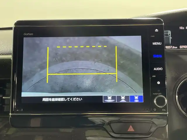 ホンダ Ｎ ＢＯＸ カスタム G L ターボ ホンダセンシング 神奈川県 2020(令2)年 2.9万km プラチナホワイトパール ホンダセンシング/純正8型ナビ/・BT/フルセグTV/CD/DVD/SD/AppleCarPlay/バックカメラ/ハーフレザーシート/シートヒーター(D/N)/ビルトインETC/両側電動スライドドア/前後ドライブレコーダー/革巻きステアリング/ステアリングスイッチ/パドルシフト/Autoライト/LEDヘッドライト/フォグランプ/2.5AUSBポート(2口)/シートリフター/電動格納ミラー/ウィンカーミラー/純正フロアマット/純正15インチアルミホイール/純正ドアバイザー