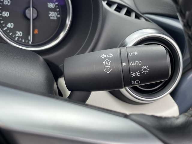 マツダ ロードスター S レザーPKG ホワイトセレクション 大分県 2020(令2)年 3.7万km ポリメタルグレーM ホワイトレザーシート/BOSEサラウンドシステム/純正メモリーナビ/フルセグ/DVD/Bluetooth/ビルトインETC/クルーズコントロール/純正LEDヘッドライト/オートライトコントロール/スマートシティブレーキ/スマートキー/エンジンプッシュスタート/レーンキプアシスト/純正16インチアルミホイール/リアソナー/シートヒーター