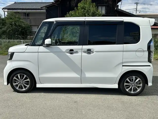 ホンダ Ｎ ＢＯＸ カスタム EX 福岡県 2021(令3)年 9万km プラチナホワイトパール クルーズコントロール/衝突軽減ブレーキ/レーンキープアシスト/オートライト/LEDヘッドライト/純正Gathersナビ/Bluetoothオーディオ/USB接続/フルセグTV/ETC/バックカメラ/プッシュスタートボタン/スマートキー/純正フロアマット/純正アルミホイール