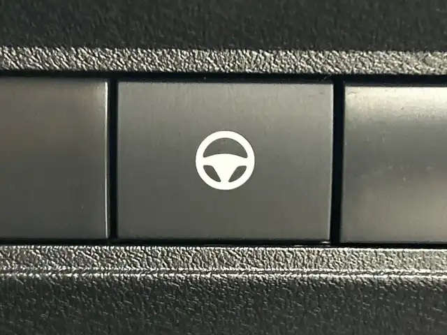 日産 オーラ G 三重県 2022(令4)年 3.5万km 黒 /禁煙車//純正ナビ/（BT.USB.AppleCarPlay.フルセグTV）//全方位カメラ//プロパイロット//エマージェンシーブレーキ//BOSEスピーカー//デジタルインナーミラー//ビルトインETC２．０//シートヒーター//オートハイビーム//レーダークルーズコントロール//ドライブレコーダー//ステアリングヒーター//置くだけ充電//ハーフレザーシート//コーナーセンサー/カラーコード：GAT