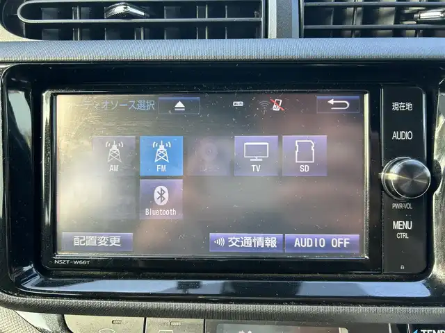 トヨタ アクア S スタイルブラック 岡山県 2017(平29)年 9.3万km ライムホワイトパールクリスタルシャイン 登録時走行距離92887km/モデリスタエアロ/純正ナビ（NSZT-W66T)/フルセグTV(AM.FM.CD.DVD.TV.BT)/バックカメラ/ドライブレコーダー/衝突軽減ブレーキ/横滑り防止装置/車線逸脱警報（レーンキープアシスト）/LEDヘッドライト/オートライト/オートマチックハイビーム/アイドリングストップ/純正フロアマット/プッシュスタート/スマートキー