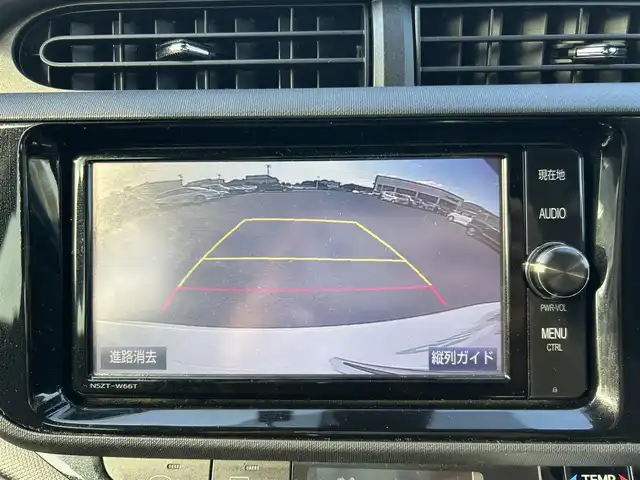 トヨタ アクア S スタイルブラック 岡山県 2017(平29)年 9.3万km ライムホワイトパールクリスタルシャイン 登録時走行距離92887km/モデリスタエアロ/純正ナビ（NSZT-W66T)/フルセグTV(AM.FM.CD.DVD.TV.BT)/バックカメラ/ドライブレコーダー/衝突軽減ブレーキ/横滑り防止装置/車線逸脱警報（レーンキープアシスト）/LEDヘッドライト/オートライト/オートマチックハイビーム/アイドリングストップ/純正フロアマット/プッシュスタート/スマートキー