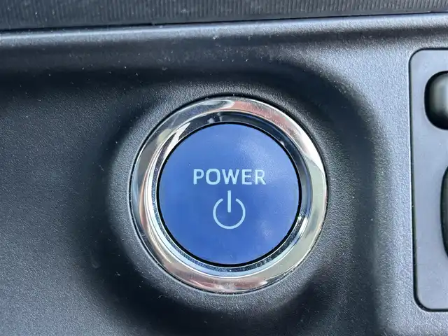 トヨタ アクア S スタイルブラック 岡山県 2017(平29)年 9.3万km ライムホワイトパールクリスタルシャイン 登録時走行距離92887km/モデリスタエアロ/純正ナビ（NSZT-W66T)/フルセグTV(AM.FM.CD.DVD.TV.BT)/バックカメラ/ドライブレコーダー/衝突軽減ブレーキ/横滑り防止装置/車線逸脱警報（レーンキープアシスト）/LEDヘッドライト/オートライト/オートマチックハイビーム/アイドリングストップ/純正フロアマット/プッシュスタート/スマートキー