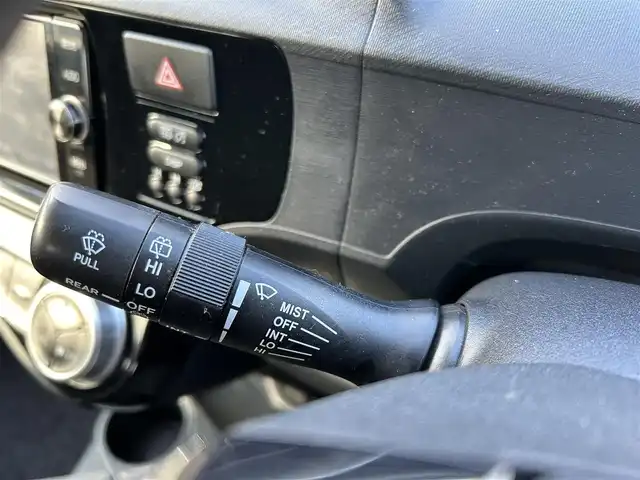 トヨタ アクア S スタイルブラック 岡山県 2017(平29)年 9.3万km ライムホワイトパールクリスタルシャイン 登録時走行距離92887km/モデリスタエアロ/純正ナビ（NSZT-W66T)/フルセグTV(AM.FM.CD.DVD.TV.BT)/バックカメラ/ドライブレコーダー/衝突軽減ブレーキ/横滑り防止装置/車線逸脱警報（レーンキープアシスト）/LEDヘッドライト/オートライト/オートマチックハイビーム/アイドリングストップ/純正フロアマット/プッシュスタート/スマートキー