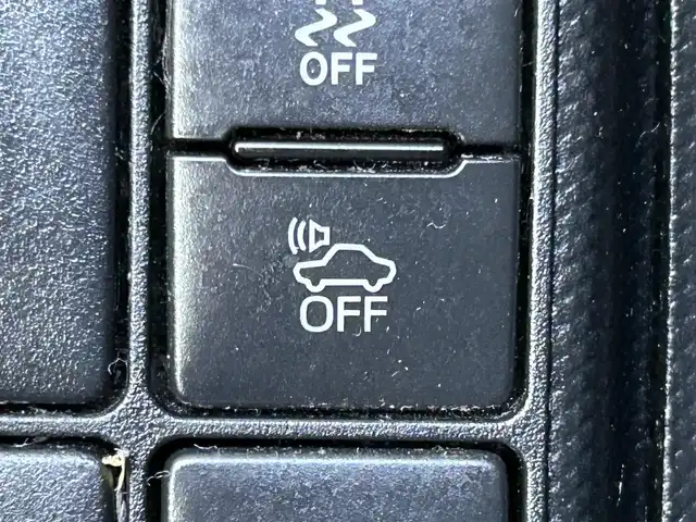 トヨタ アクア S スタイルブラック 岡山県 2017(平29)年 9.3万km ライムホワイトパールクリスタルシャイン 登録時走行距離92887km/モデリスタエアロ/純正ナビ（NSZT-W66T)/フルセグTV(AM.FM.CD.DVD.TV.BT)/バックカメラ/ドライブレコーダー/衝突軽減ブレーキ/横滑り防止装置/車線逸脱警報（レーンキープアシスト）/LEDヘッドライト/オートライト/オートマチックハイビーム/アイドリングストップ/純正フロアマット/プッシュスタート/スマートキー