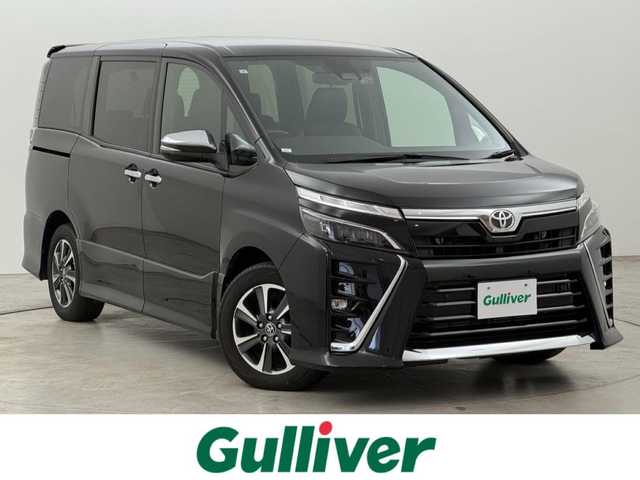 トヨタ ヴォクシー ZS 煌Ⅲ 福岡県 2021(令3)年 3.9万km ブラック 後席モニター　/純正１０型ナビ／フルセグＴＶ　/バックカメラ　/ビルトインETC　/前後ドラレコ　/クルーズコントロール　/コーナーセンサー　/衝突軽減ブレーキ　/レーンキープ　/アクセル踏み間違い防止　/両側電動スライドドア　/ハーフレザーシート