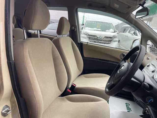 ホンダ ライフ C ファインスペシャル 山形県 2008(平20)年 7.3万km バニラクレム 社外ポータブルナビ/・TV/SD/純正オーディオ/・AM/FM/CD/ハロゲンヘッドライト/電動格納ミラー/AC/ダブルエアバック/純正フロアマット/純正ドアバイザー/夏タイヤ積み込み/保証書/取扱説明書