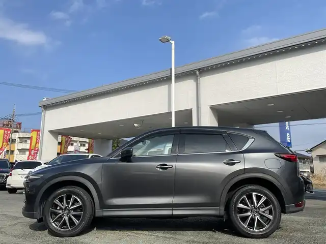 マツダ ＣＸ－５ XD Lパッケージ 熊本県 2019(令1)年 2.7万km マシーングレープレミアムM 純正ナビ/【フルセグTV/Bluetooth/CD/DVD】/全周囲カメラ/レーダークルーズコントロール/衝突軽減システム/レーンキープ/標識認識システム/ブラインドスポットモニター/レザーシート/前席パワーシート/前席シートヒータ/純正19インチAW/コーナーセンサー/ウインカーミラー/オートLEDライト/ドライブレコーダー