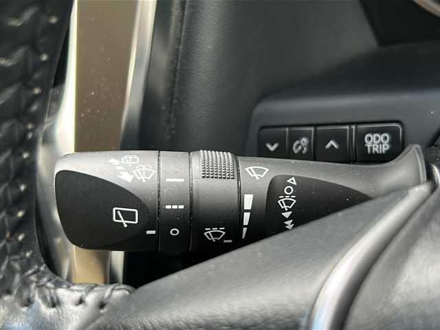 トヨタ アルファード X 茨城県 2019(平31)年 11.7万km ホワイトパールクリスタルシャイン 純正SDナビ【NSLN-W68】/・Bluetooth/AM/FM/衝突軽減ブレーキ/バックカメラ/クルーズコントロール/プッシュスタート/両側パワースライドドア/ETC/純正LEDヘッドライト/ドライブレコーダー/スマートキー/純正アルミホイール