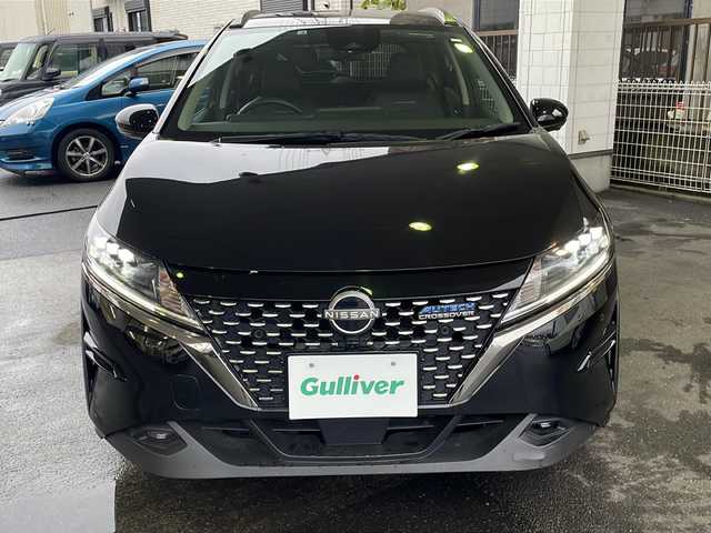 日産 ノート オーテック クロスオーバー 京都府 2022(令4)年 2.2万km 黒 純正ＳＤナビ　/ワイドナビ　/フルセグＴＶ　/アラウンドビューモニター　/コーナーセンサー　/ウィンカーミラー　/ＬＥＤヘッドライト/スマートキー　/スペアキー/横滑り防止装置/レーンキープアシスト/衝突被害軽減システム/ミュージックプレイヤー接続/AUTECHアルミホイール/Wエアバック