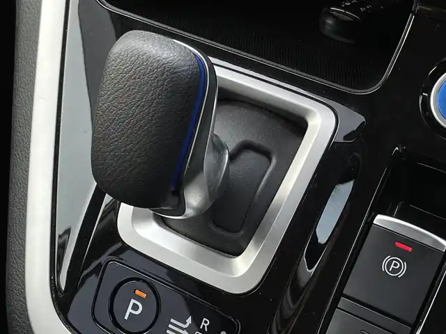 日産 セレナ e－パワー ハイウェイスター 福岡県 2018(平30)年 4.3万km ブリリアントホワイトパール 純正9型ナビ（フルセグ/SD/DVD/BT)アラウンドビューモニタープロパイロットエマージェンシーブレーキコーナーセンサー両側電動パワスラドラレコETCデジタルインナーミラシートヒーターステアリングヒーターオートホールドパーキングアシストLEDヘッドライト純正フロアマット純正アルミホイールスマートキープッシュスタート