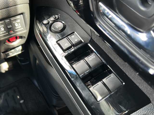 ホンダ Ｎ ＢＯＸ カスタム L 三重県 2021(令3)年 4.5万km プレミアムベルベットパープル・パール 純正ディスプレイオーディオ/バックカメラ/両側パワースライドドア/ホンダセンシング/前席シートヒーター/コーナーセンサー/LEDヘッドライト/オートライト/USB給電ポート/純正フロアマット/レーダークルーズコントロール/レーンキープアシスト/衝突軽減ブレーキ/先行車発進お知らせ/標識認識システム/ステアリングスイッチ/電子パーキング/電動格納ミラー/禁煙車