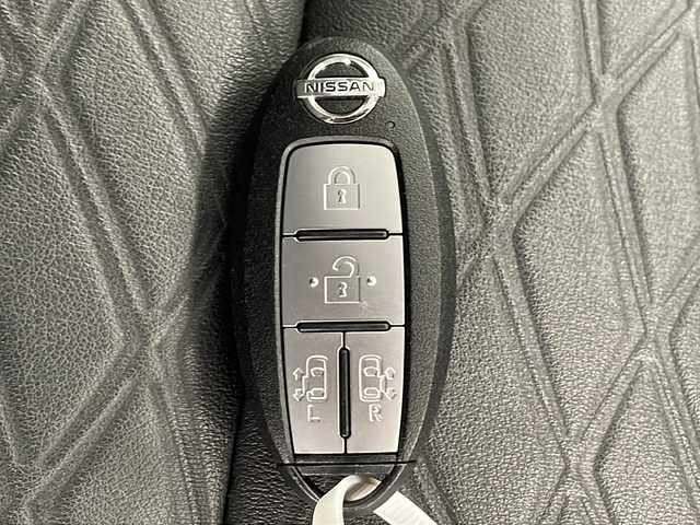 日産 ルークス HWS Gターボ アーバンクロム プロパイロットED 千葉県 2022(令4)年 4.4万km ブラック 純正ディーラーオプションナビ/BT フルセグTV CD SD/全方位カメラ/衝突軽減ブレーキ/前後コーナーセンサー/レーンキープアシスト/ロールサンシェード/両側パワースライドドア/純正フロアマット/LEDヘッドライト/オートライト/アイドリングストップ/横滑り防止/スマートキー/プッシュスタート