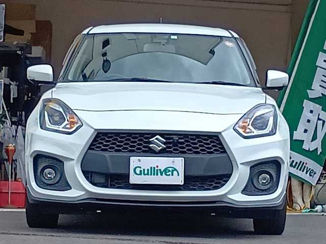 スズキ スイフト スポーツ 大分県 2023(令5)年 4.3万km ピュアホワイトP 純正メモリーナビ/フルセグ/Bluetooth/DVD/アラウンドビューモニター/クルーズコントロール/レーンキープアシスト/ビルトインETC/シートヒーター/純正LEDヘッドライト/フォグランプ/オートライトコントロール/純正16インチアルミホイール