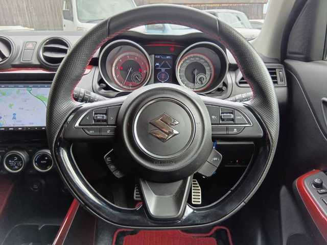 スズキ スイフト スポーツ 大分県 2023(令5)年 4.3万km ピュアホワイトP 純正メモリーナビ/フルセグ/Bluetooth/DVD/アラウンドビューモニター/クルーズコントロール/レーンキープアシスト/ビルトインETC/シートヒーター/純正LEDヘッドライト/フォグランプ/オートライトコントロール/純正16インチアルミホイール
