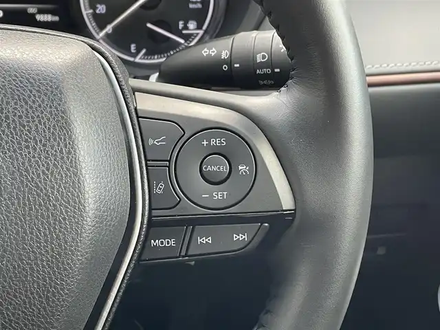 トヨタ ハリアー Z レザーパッケージ 東京都 2021(令3)年 1万km プレシャスブラックパール 純正12.3型ナビ/プレミアムサウンドJBL/デジタルインナーミラー/レーダークルコン/シートベンチレーション/シートヒーター/バックカメラ/電動リアゲート/パワーシート/ヘッドアップディスプレイ/ETC2.0