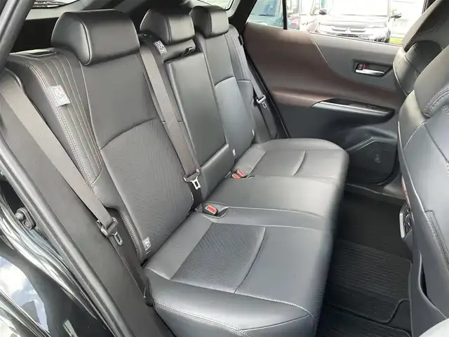 トヨタ ハリアー Z レザーパッケージ 東京都 2021(令3)年 1万km プレシャスブラックパール 純正12.3型ナビ/プレミアムサウンドJBL/デジタルインナーミラー/レーダークルコン/シートベンチレーション/シートヒーター/バックカメラ/電動リアゲート/パワーシート/ヘッドアップディスプレイ/ETC2.0