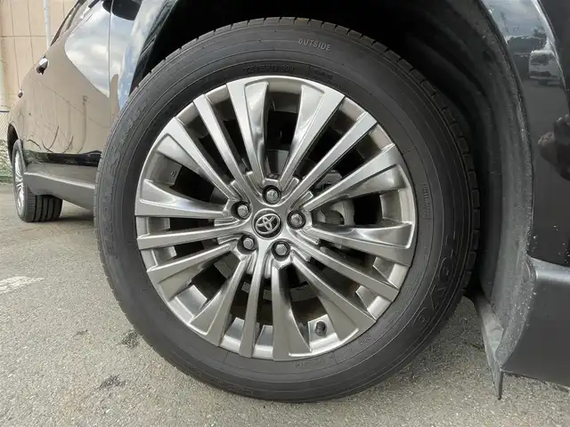 トヨタ ハリアー Z レザーパッケージ 東京都 2021(令3)年 1万km プレシャスブラックパール 純正12.3型ナビ/プレミアムサウンドJBL/デジタルインナーミラー/レーダークルコン/シートベンチレーション/シートヒーター/バックカメラ/電動リアゲート/パワーシート/ヘッドアップディスプレイ/ETC2.0