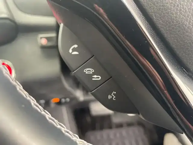 ホンダ ヴェゼル ハイブリッド Z ホンダセンシング 栃木県 2019(平31)年 5.5万km パール 純正ディスプレイオーディオ(WX-211C)/(ワンセグTV・CD)/バックカメラ/前方ドライブレコーダー/ホンダセンシング/ ・衝突軽減システム/ ・レーンキープアシスト/ ・オートクルーズコントロール/ハーフレザーシート/前席シートヒーター/MTモード付AT/LEDヘッドライト/オートライト/純正アルミホイール/純正フロアマット/チップアップシート/ETC/スマートキー