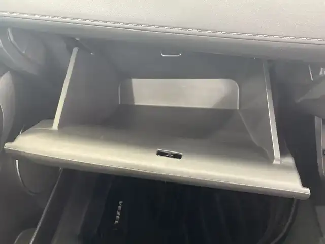 ホンダ ヴェゼル ハイブリッド Z ホンダセンシング 栃木県 2019(平31)年 5.5万km パール 純正ディスプレイオーディオ(WX-211C)/(ワンセグTV・CD)/バックカメラ/前方ドライブレコーダー/ホンダセンシング/ ・衝突軽減システム/ ・レーンキープアシスト/ ・オートクルーズコントロール/ハーフレザーシート/前席シートヒーター/MTモード付AT/LEDヘッドライト/オートライト/純正アルミホイール/純正フロアマット/チップアップシート/ETC/スマートキー