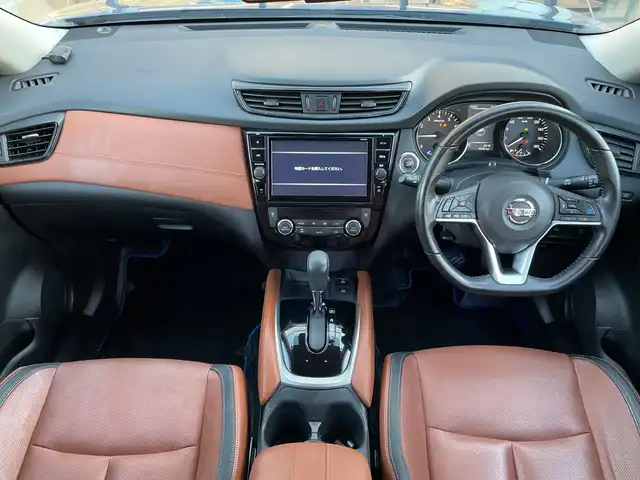 日産 エクストレイル ハイブリッド 20Xi レザーエディション 千葉県 2020(令2)年 3.1万km シャイニングブルー 純正９インチナビ/サンルーフ/レザーシート/プロパイロット/バックカメラ/衝突被害軽減システム/車線逸脱警報/クルーズコントロール/横滑り防止装置/ETC/ドライブレコーダー/アイドリングストップ/LEDヘッドライト/フォグランプ/オートライト/ウィンカーミラー/電動格納ミラー/純正１７インチAW/シートヒーター/シートリフター/ステアリングヒーター/プッシュスタート/スマートキー/フロアマット/ドアバイザー/地図SD無し←欠品のため動作未確認