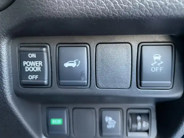 日産 エクストレイル ハイブリッド 20Xi レザーエディション 千葉県 2020(令2)年 3.1万km シャイニングブルー 純正９インチナビ/サンルーフ/レザーシート/プロパイロット/バックカメラ/衝突被害軽減システム/車線逸脱警報/クルーズコントロール/横滑り防止装置/ETC/ドライブレコーダー/アイドリングストップ/LEDヘッドライト/フォグランプ/オートライト/ウィンカーミラー/電動格納ミラー/純正１７インチAW/シートヒーター/シートリフター/ステアリングヒーター/プッシュスタート/スマートキー/フロアマット/ドアバイザー/地図SD無し←欠品のため動作未確認