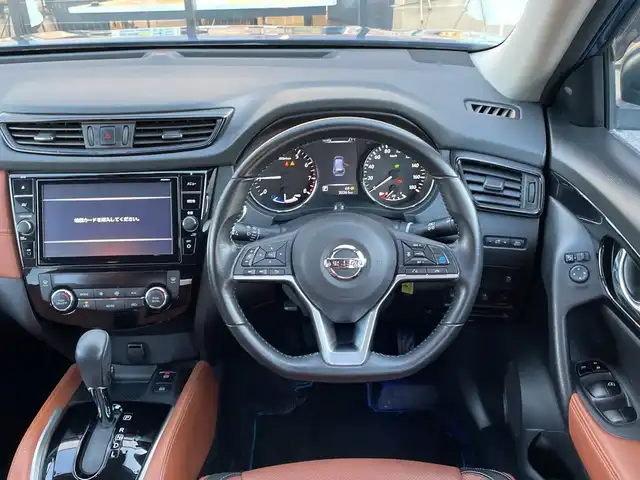 日産 エクストレイル ハイブリッド 20Xi レザーエディション 千葉県 2020(令2)年 3.1万km シャイニングブルー 純正９インチナビ/サンルーフ/レザーシート/プロパイロット/バックカメラ/衝突被害軽減システム/車線逸脱警報/クルーズコントロール/横滑り防止装置/ETC/ドライブレコーダー/アイドリングストップ/LEDヘッドライト/フォグランプ/オートライト/ウィンカーミラー/電動格納ミラー/純正１７インチAW/シートヒーター/シートリフター/ステアリングヒーター/プッシュスタート/スマートキー/フロアマット/ドアバイザー/地図SD無し←欠品のため動作未確認