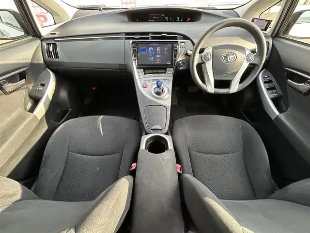 トヨタ プリウス S ツーリングセレクション 群馬県 2013(平25)年 10.6万km ホワイトパールクリスタルシャイン (株)IDOMが運営する【じしゃロン伊勢崎店】の自社ローン専用車両になりますこちらは現金またはオートローンご利用時の価格です。自社ローンご希望の方は別途その旨お申付け下さい/社外SDナビゲーション/バックカメラ/CD/DVD/SD/DTV/BT/LEDヘッドライト/オートライト/ETC/ドアバイザー/純正フロアマット