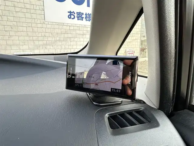 トヨタ プリウス S ツーリングセレクション 群馬県 2013(平25)年 10.6万km ホワイトパールクリスタルシャイン (株)IDOMが運営する【じしゃロン伊勢崎店】の自社ローン専用車両になりますこちらは現金またはオートローンご利用時の価格です。自社ローンご希望の方は別途その旨お申付け下さい/社外SDナビゲーション/バックカメラ/CD/DVD/SD/DTV/BT/LEDヘッドライト/オートライト/ETC/ドアバイザー/純正フロアマット