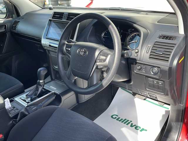 トヨタ ランドクルーザー プラド TX 山形県 2018(平30)年 3.1万km レッドマイカメタリック ワンオーナー/Toyota Safety Sense		/・プリクラッシュセーフティ		/・レーンディパーチャーアラート（LDA）		/・レーダークルーズコントロール							/・オートマチックハイビーム	/・横滑り抑制機能		/純正ナビ（CD/DVD/Bluetooth）/フルセグテレビ/バックカメラ/ビルトインETC/純正ドライブレコーダー/コーナーセンサー/ヘッドランプクリーナー/プッシュスタート/スマートキー/フォグランプ/LEDヘッドライト/ドアバイザー