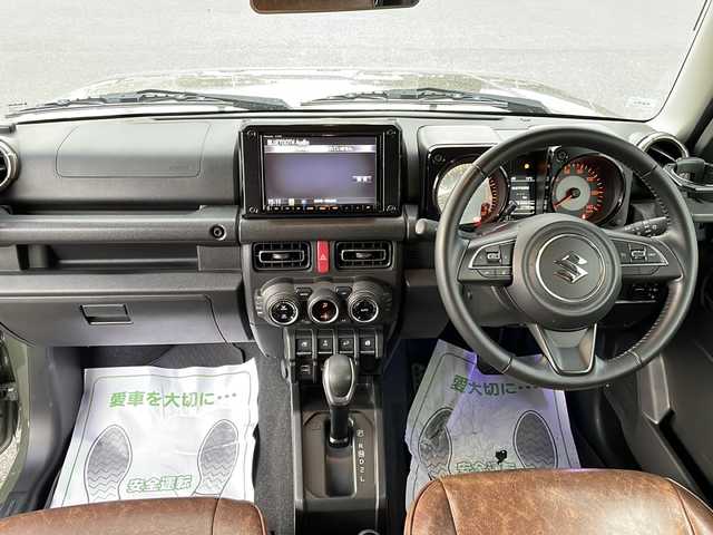 スズキ ジムニー XC 岩手県 2021(令3)年 2.8万km ジャングルグリーン ワンオーナー/社外ナビ・フルセグTV・BT/バックカメラ/クルーズコントロール/スマートキー/プッシュスタート/レザー調シートカバー/社外ドライブレコーダー/TVキャンセラー/LEDヘッドライト/オートライト/純正ラバーフロアマット