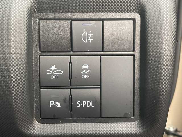 トヨタ ライズ Z 広島県 2022(令4)年 2.7万km ナチュラルベージュマイカM 禁煙車/ハイブリッド/スマートアシスト/・衝突軽減/・車線逸脱/・オートマチックハイビーム/・レーダークルーズコントロール/BSM/クリアランスソナー/純正ナビ（NSZT-W68T）/・フルセグ/CD/DVD/Bluetooth/SD/SDREC/パノラマモニター/革巻きステアリング/ステアリングスイッチ/オートライト/電動パーキングブレーキ/ブレーキホールド/LEDヘッドライト/フォグランプ/前後ドライブレコーダー（TZ-DR300）/ETC2.0/シートヒーター/フロアマット